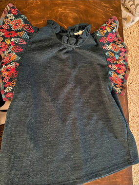 THML Teal Embroidered Flutter Sleeve Top Black & Red Medium